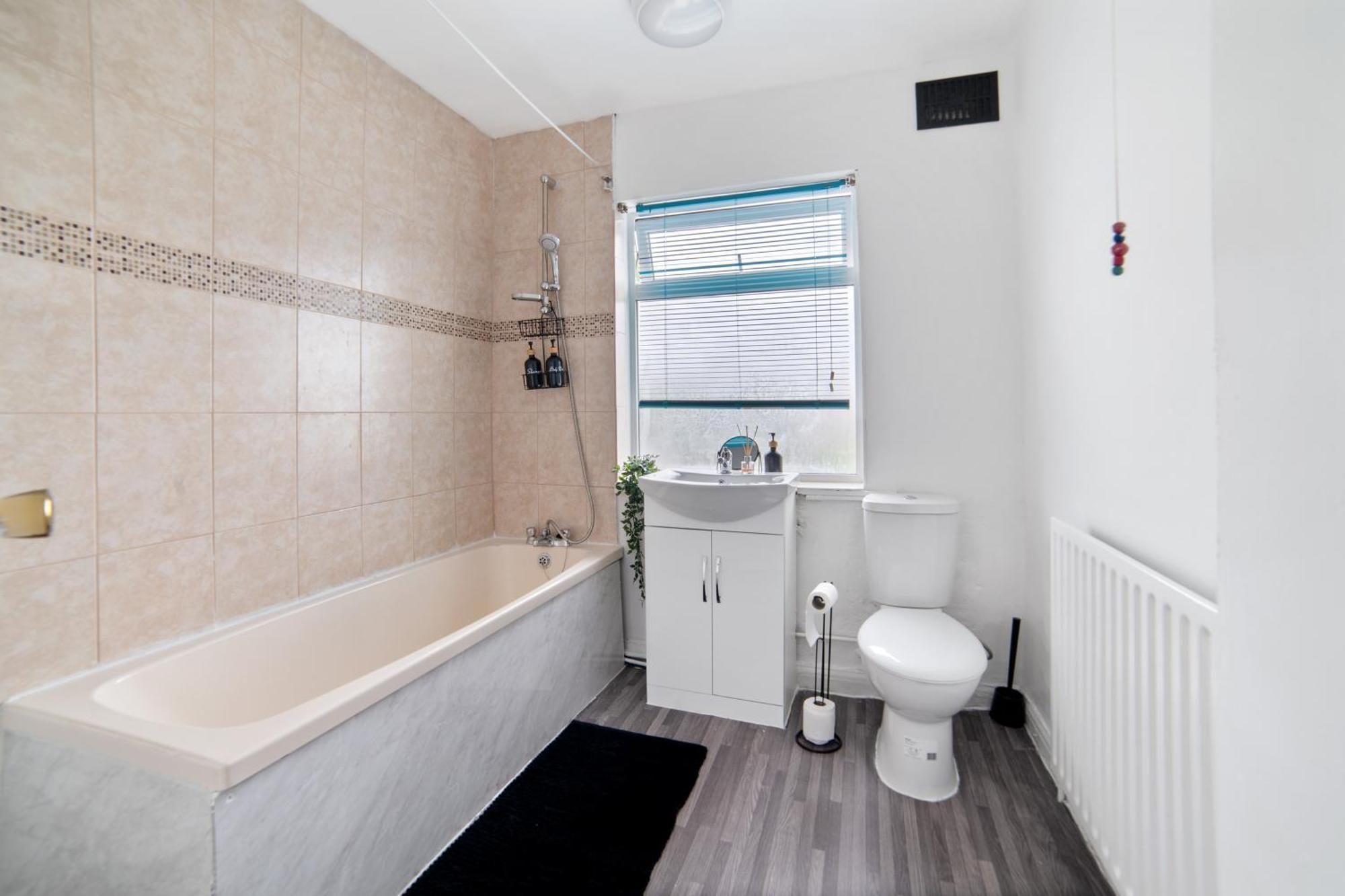 Exclusive Deals L Last-Minute Reserve L Townhouse With Sleeps 6 L Braunstone Town , Leicester L By Zen Nights Short Lets & Serviced Accommodations מראה חיצוני תמונה